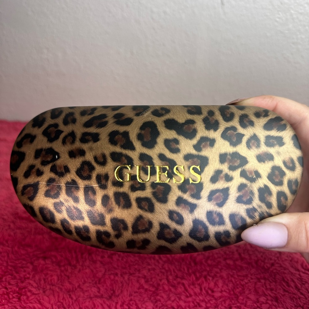 GUESS Leopard Print Hard Shell Sunglasses Case